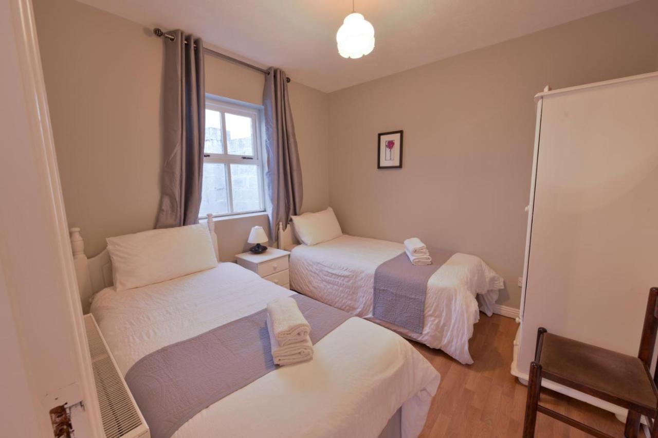 להינץ' Ocean Breeze Apartment מראה חיצוני תמונה